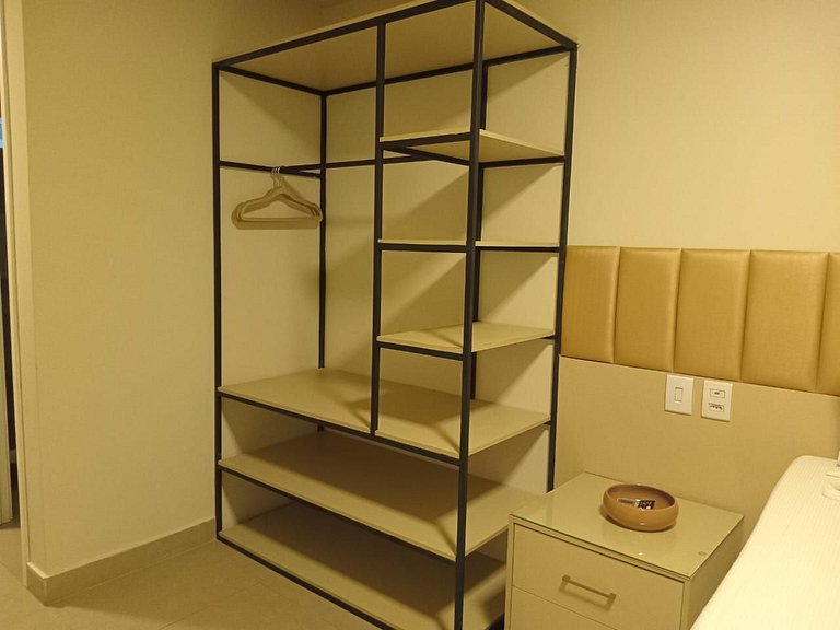 Flat na Praia de Cabo Branco - Vivendas do Mar 407