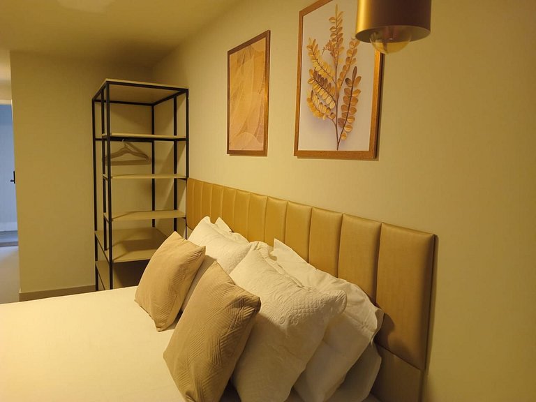 Flat na Praia de Cabo Branco - Vivendas do Mar 407